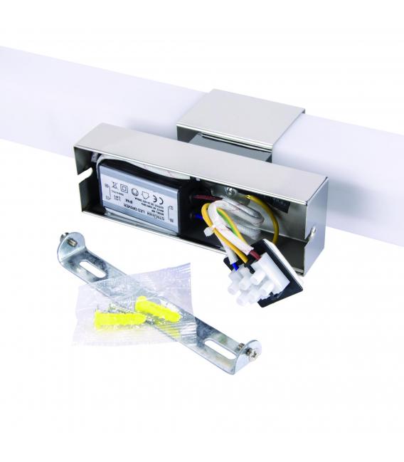 Applique LED résistante à l'eau 8W Chrome NW – Photo