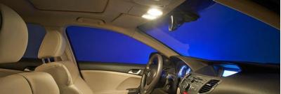 Lampadine per interni auto: Migliorano la visibilità, la sicurezza e il comfort